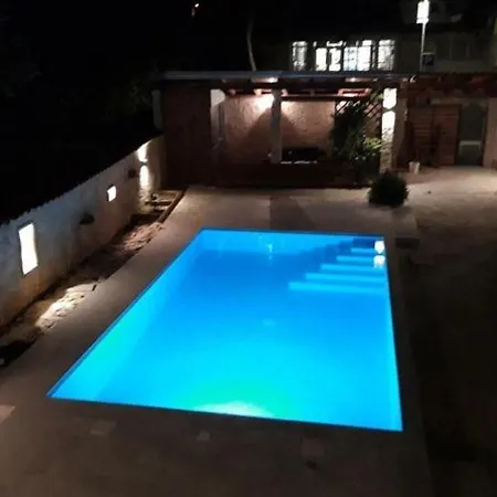 Prime Residence Pineta Πούλα